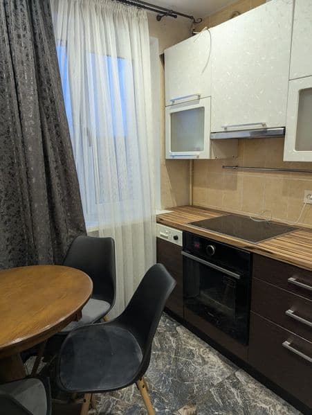 ПРОДАМ хорошу ТРИКІМНАТНУ квартиру в м. Ніжин. Можна під ЄВідновлення