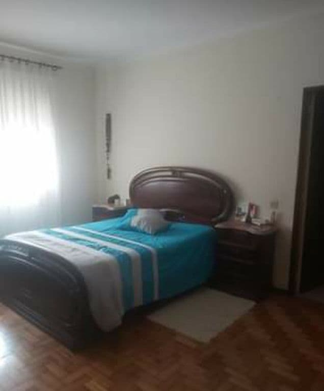 Vendo t4+1 com garagem fechada e terraço