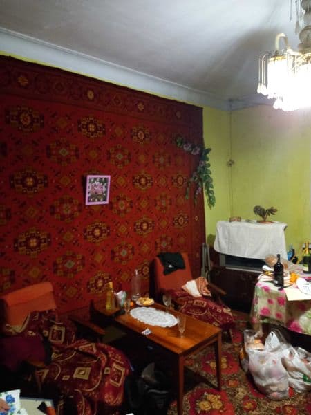 Продаеться 3-х кімнатна квартира у військовому містечку