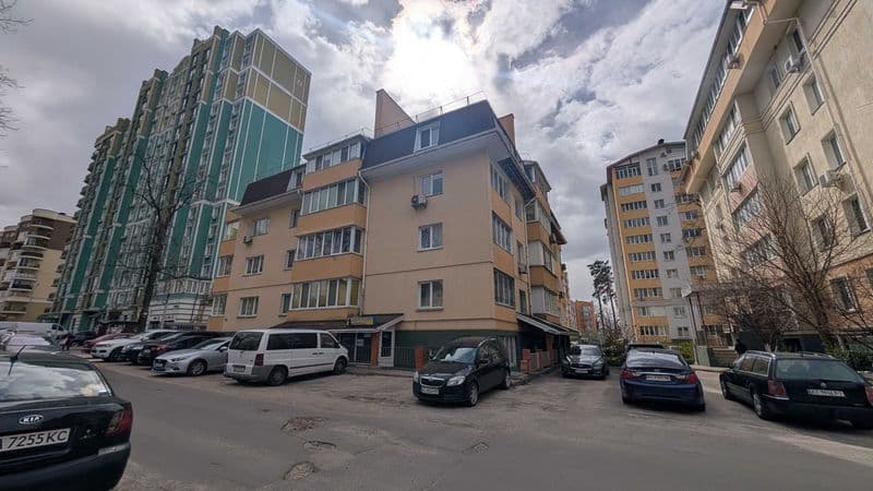 Оренда студія  з ремонтом 55м2. ТЕРМІНОВО