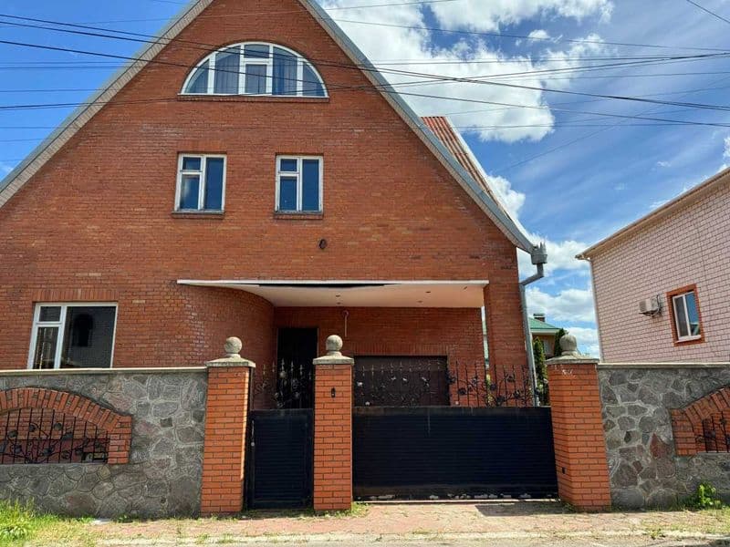 Ідеальний будинок для великої сім'ї та потужно для бізнесу вул.Трусова