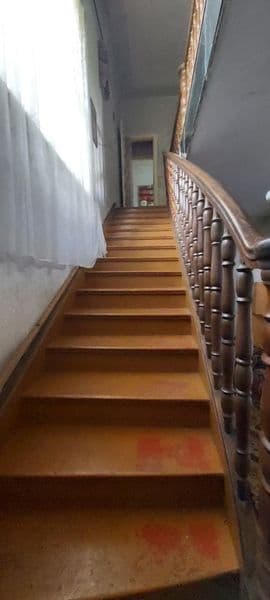 Терміново продам квартиру в будинку у м.Свалява