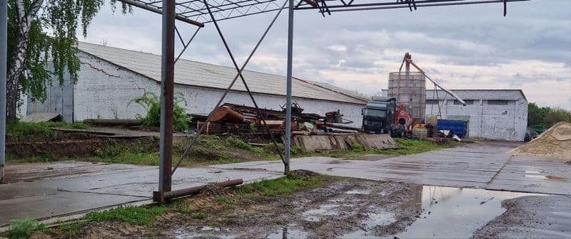 Продам ангари та виробничі приміщення Лубни