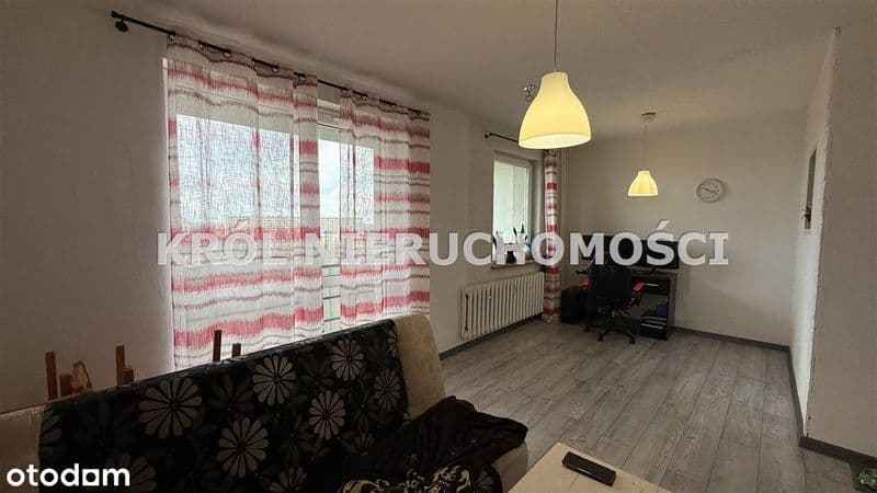 M-4 Księcia Władysława blok numer 7 !