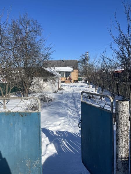 Продається дім із земельною ділянкою. +380671578007