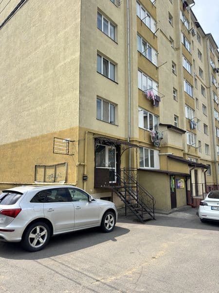 ТЕРМІНОВО Продаж комерційного приміщеня під склад чи виробництво 152 м²