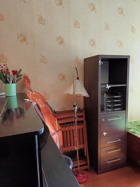 Продам 2 кімнатну квартиру по О.Теліги