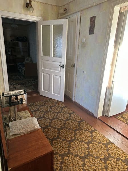 Продам 4-х кімнатну квартиру в будинку котеджного типу