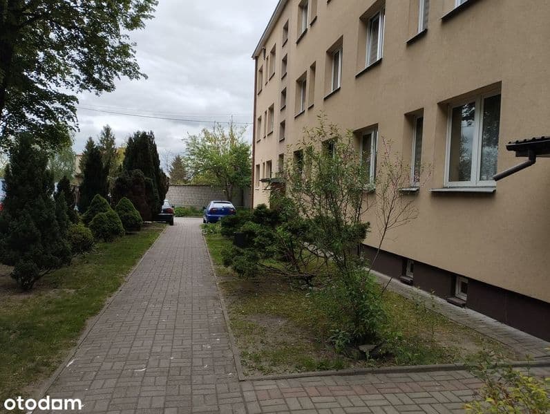 Sprzedam mieszkanie 46 m2 , 2 pokoje, parter, w centrum Garwolina