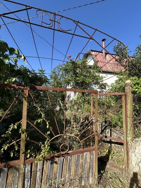 Продам дачу в с. Баловное, 50м2, участок 4 сотки, приватизирован,