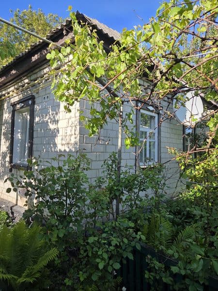 Продам гарний житловий будинок у м. Бахмач