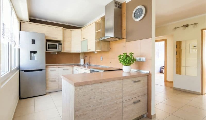 Sprzedam mieszkanie 82,7m2 - 4 pokoje - umeblowane
