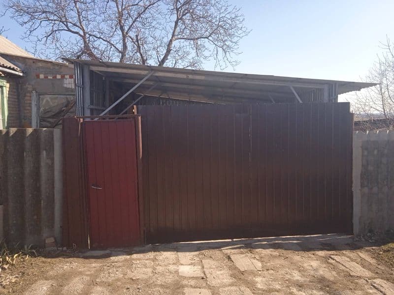 Продам затишний будинок у Слов’янську (м-н Артема, р-н Хлібозаводу)