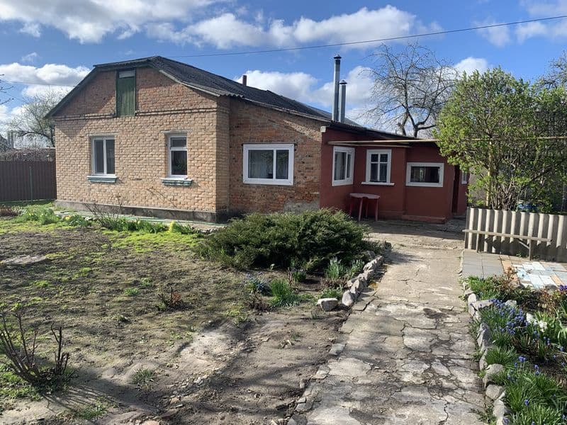 Продаж частина будинку