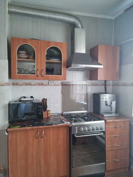 Продам 2-х комнатную квартиру на 4-м микрорайоне