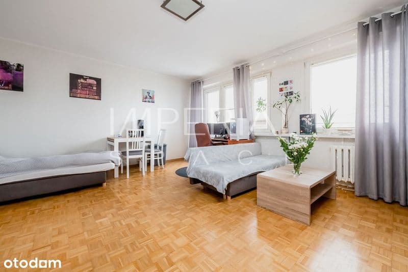 Przestronne 3-pokojowe mieszkanie w Centrum
