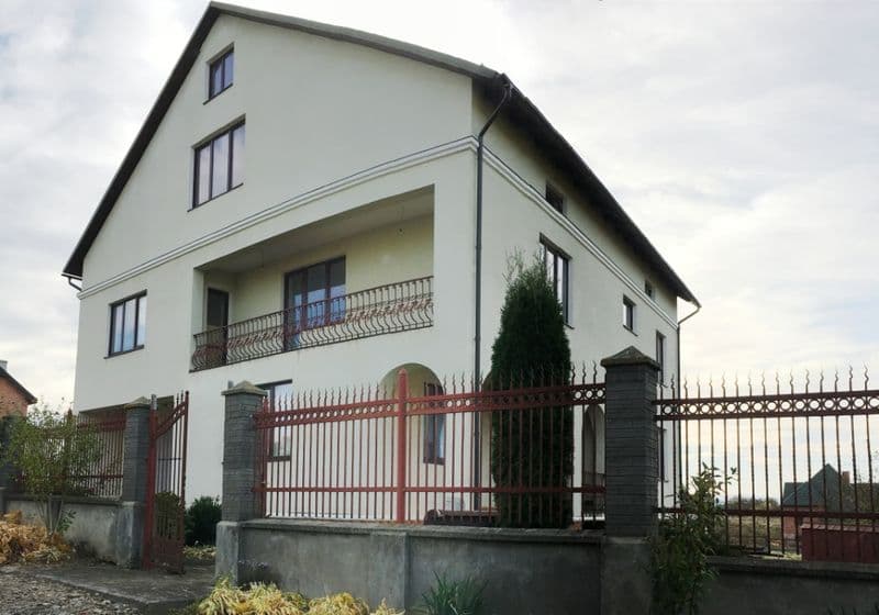 Продам приватний будинок із земельною ділянкою с.Лішня