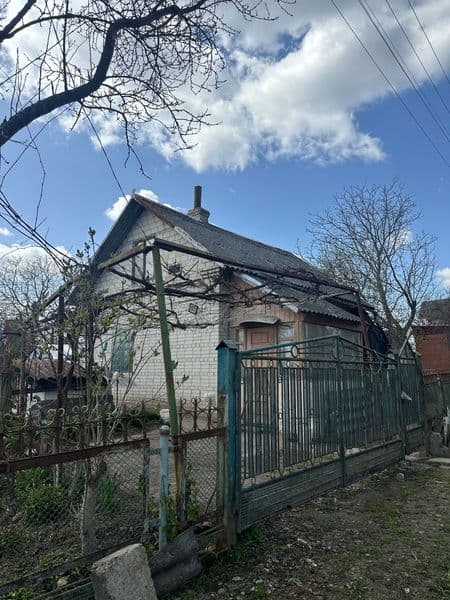 Продам дачу в Новому Роздолі біля вишки