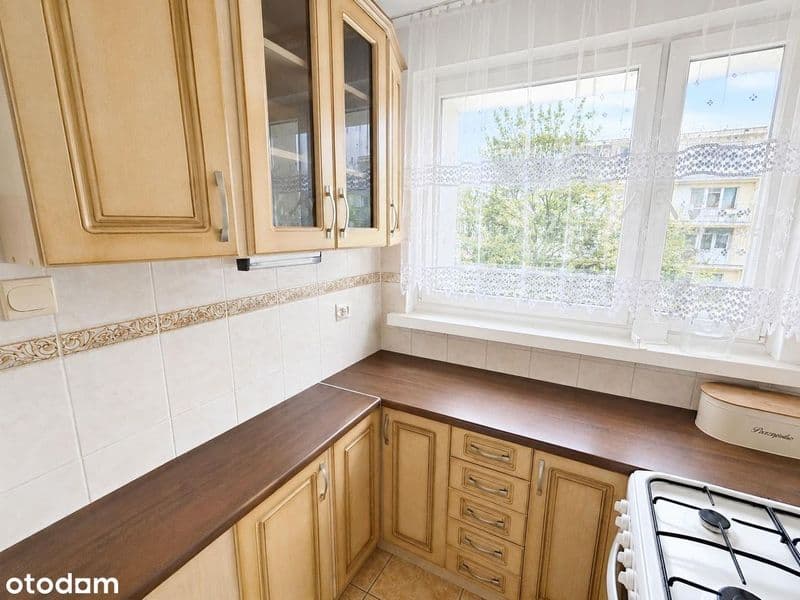 Atrakcyjne- 2 pok/37 m2/2 piętro/ do wprowadzenia/os. Nowe