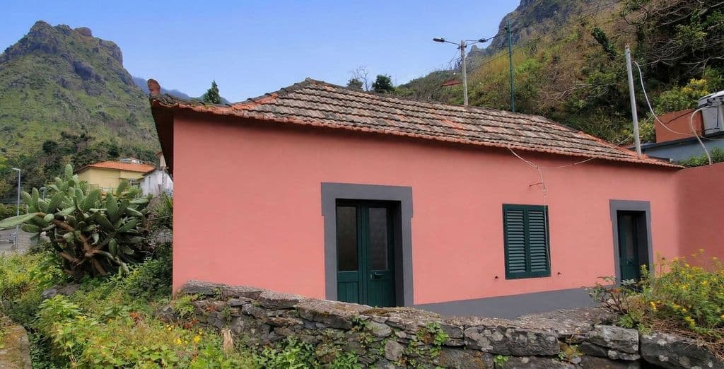 Casa com 365m2 de terreno, Serra de Água - Ribeira Brava