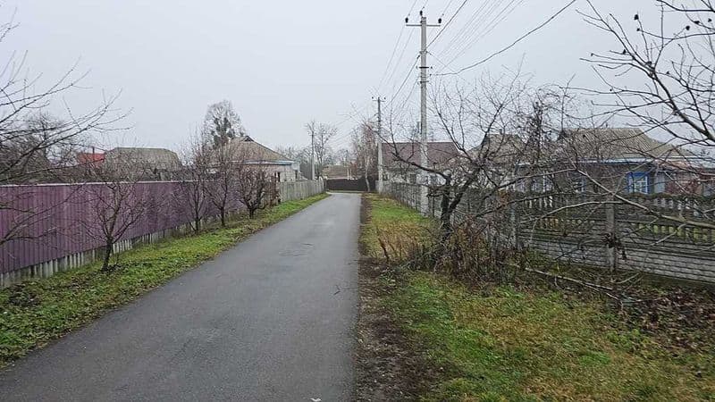 Будинок в місті неподалік центру – вул. Футбольна Є відеоогляд