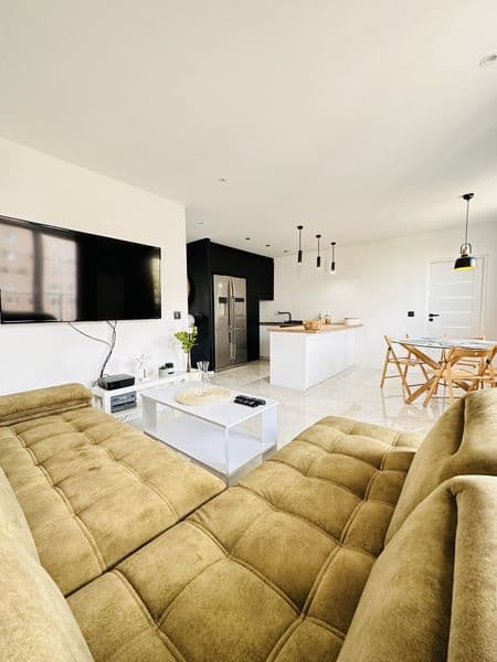 4 pokoje | 70m² | Po generalnym remoncie | Balkon | Winda | Harcerska