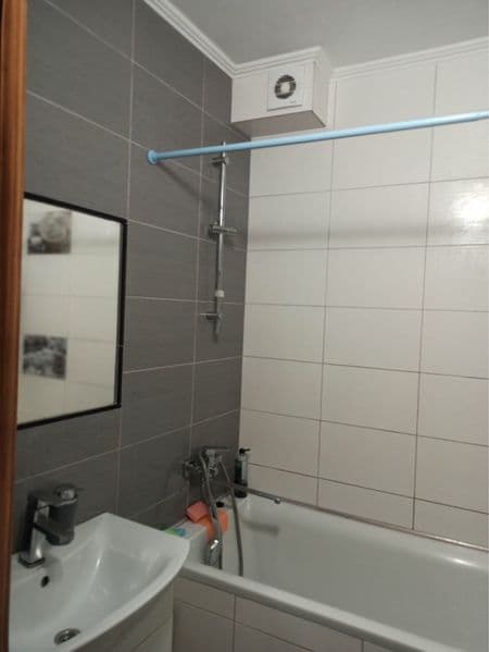 Продаж 2 к  квартири  м .Бар