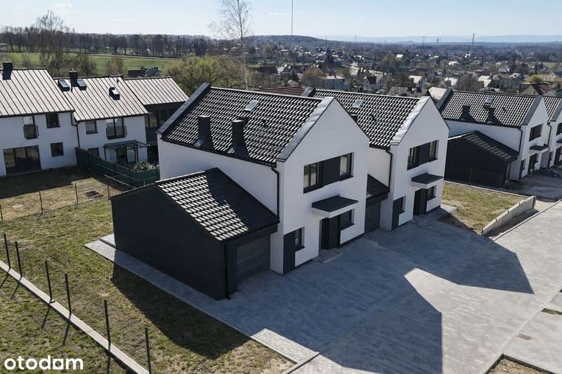 Nowoczesne domy przy lesie | Widoki | Mysłowice