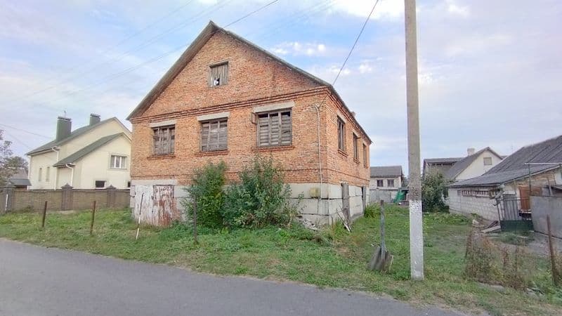 Продаєтья будинок, незавершене будівництво в м. Дубно