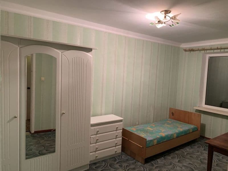 l Продам трикімнатну квартиру на Першому Занасипі!