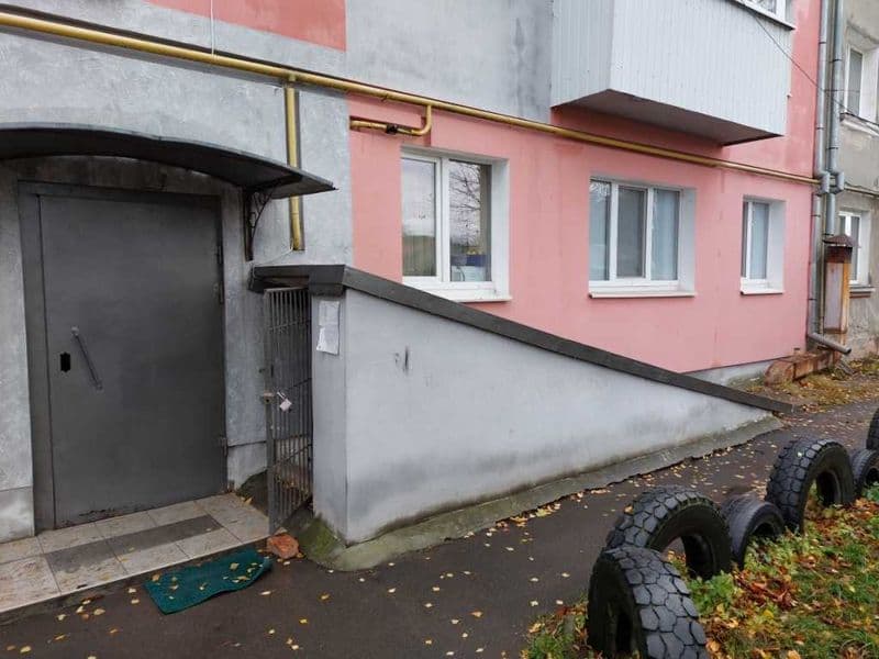 Приміщення (група приміщень), площею 42,0 кв.м  у м.Луцьк