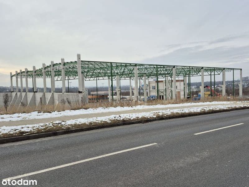 Projekt inwestycyjny z halą 2510m2 w trakcie realizacji (75%)