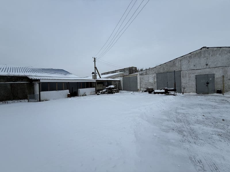 Продам базу,ангар,приміщення