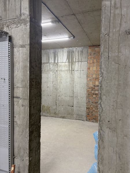 ПРОДАЖ ПІДВАЛЬНОГО КОМЕРЦІЙНОГО ПРИМІЩЕННЯ 67.9 м² Львів, вул. Зелена 281Б | Старий Сихів
