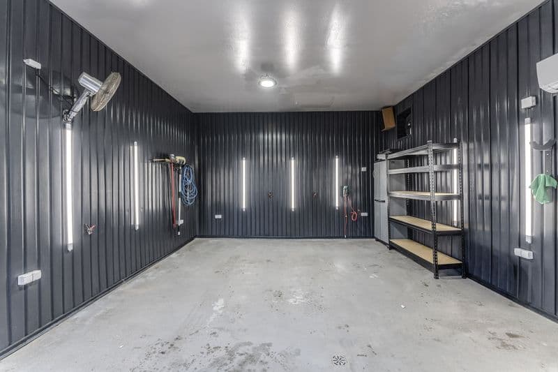 Garaż lokal użytkowy w centrum Chełma  25m2