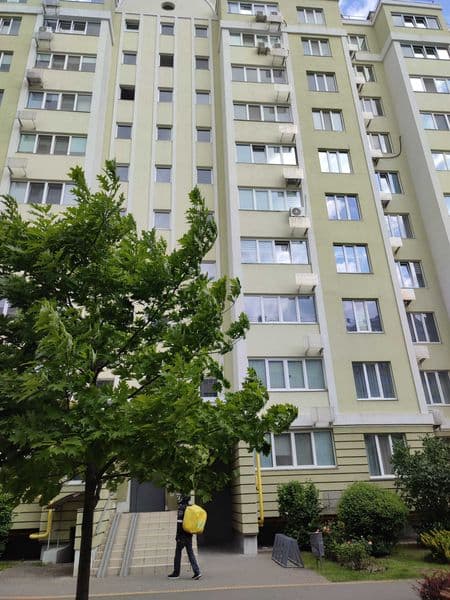 за ГРН продаж 3 кімнатної дворівневої квартири з газовим котлом в ЖК Первоцвіт, після будівельників