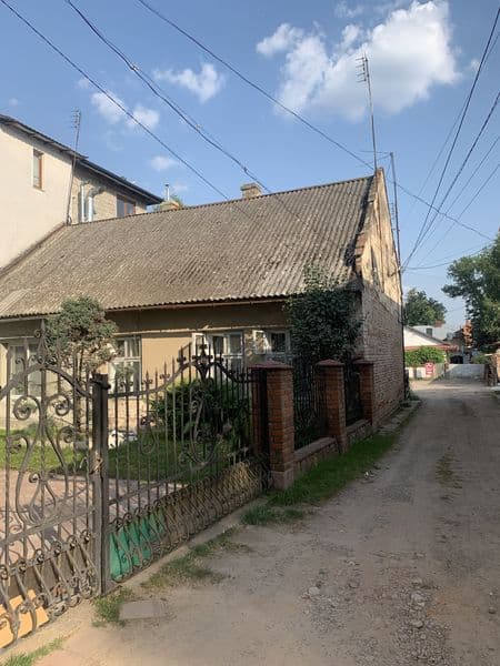 Продається частина будинку