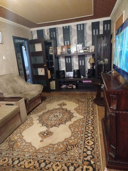Продам 3-х кімнатну квартиру в Центрі міста( горисполком). Торг Або обмін на будинок Руднік.