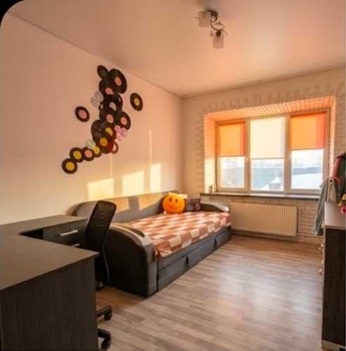 Продам 4к кв 60.1 кв.м + торг