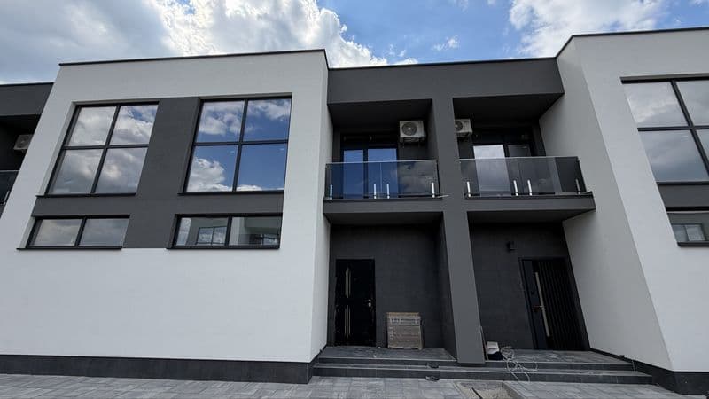 Продам таунхаус з газом в котеджному містечку 7км м. Осокорки‼️