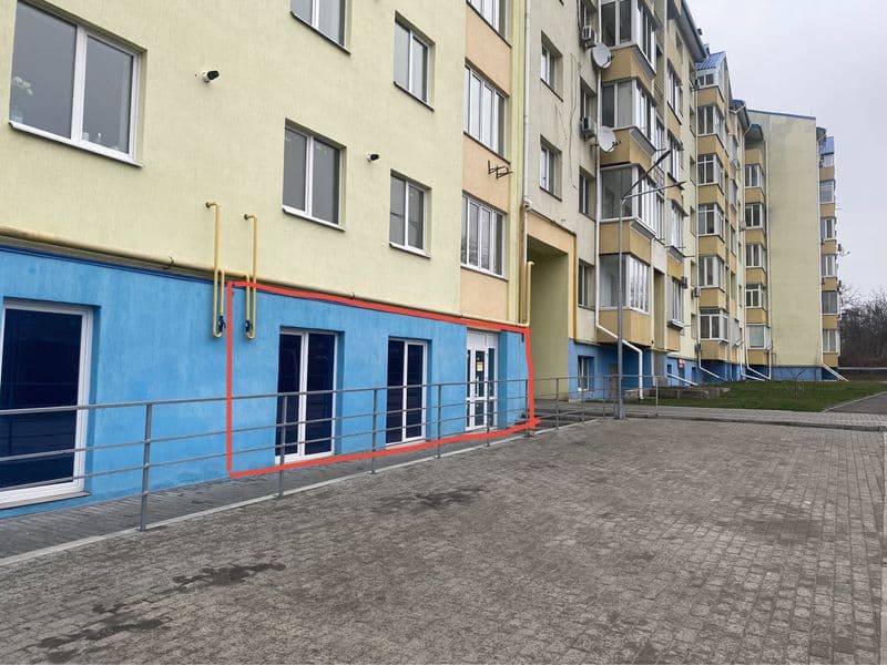 ТЕРМІНОВИЙ ПРОДАЖ !!! Комерція  (75,9м2) - 500$/м2