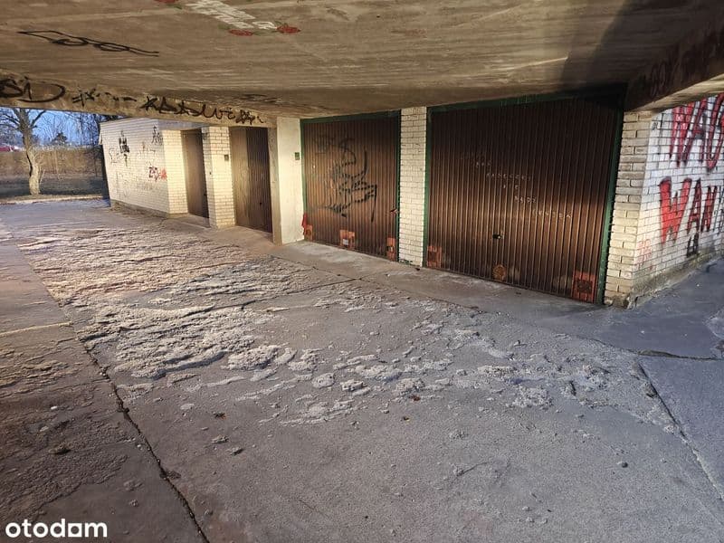 Garaż nr 47 - murowany 31,24 m2, kanał.