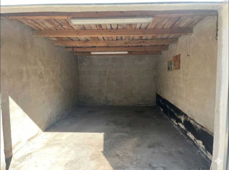 Sprzedam garaż murowany 21 m², prąd – ul. Orzeszkowej w Gnieźnie