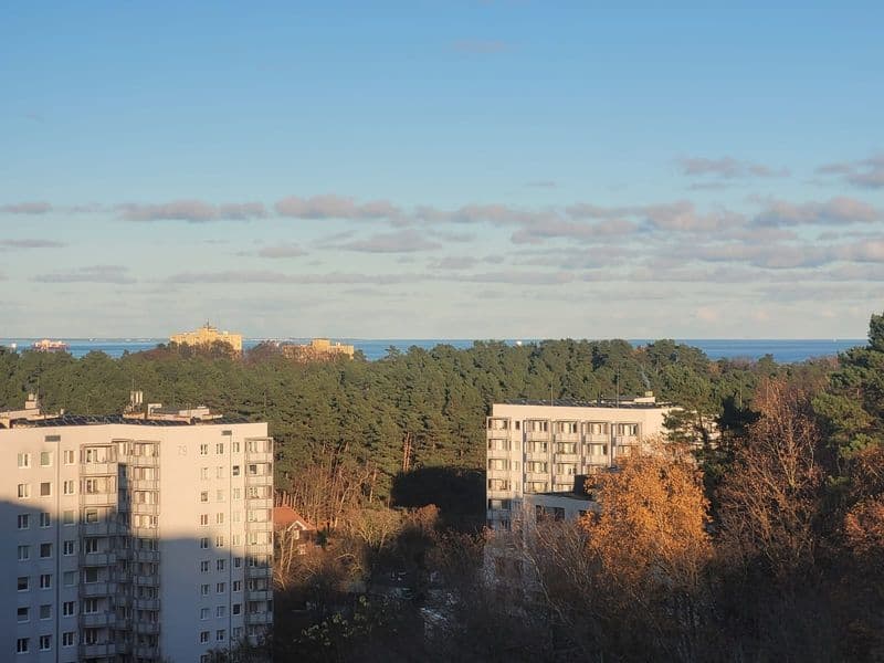 Mała kawalerka z widokiem na morze