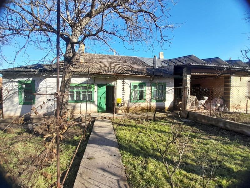 Продам 1/4 котеджа/ Первомайка/ Світлогірська/ Волонтерів