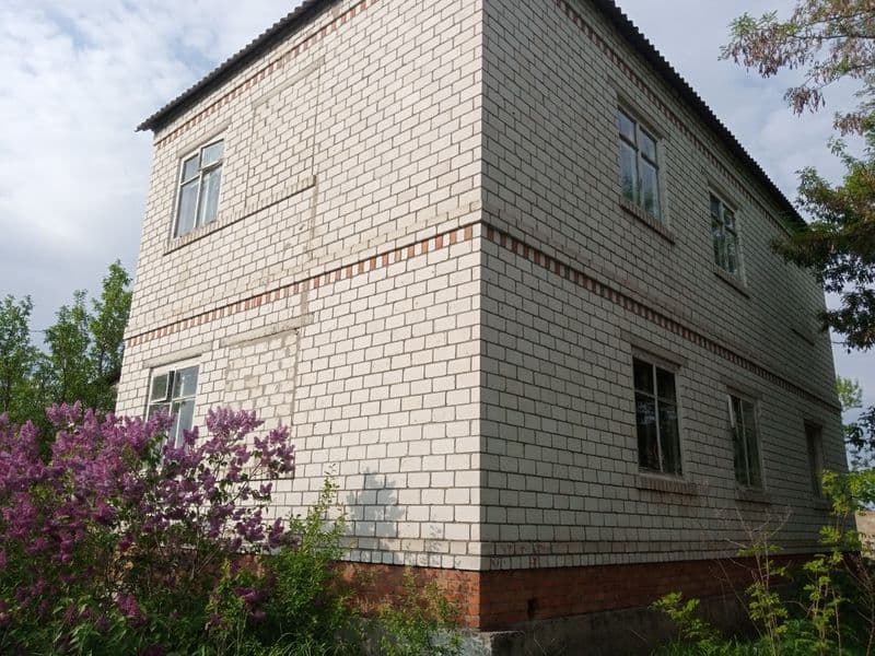 Продаю дом г.Мерефа рн ДРП с приватизированным участком 15соток