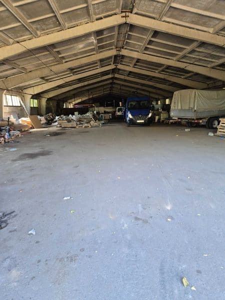 Продам виробниче приміщення гараж територія з козловим краном