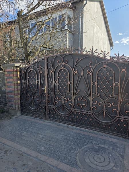 Продається затишний 2-поверховий будинок 160 м2