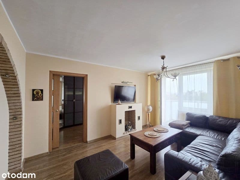 ul. Mickiewicza, 3 pokoje w bloku, nowy balkon, bez prowizji