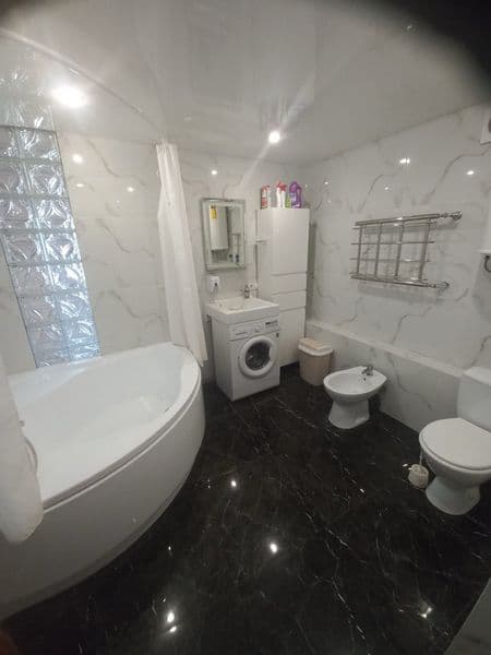 5-ти к кв в Новострое 2000 г. на Клочковской 133 м2- 64999$